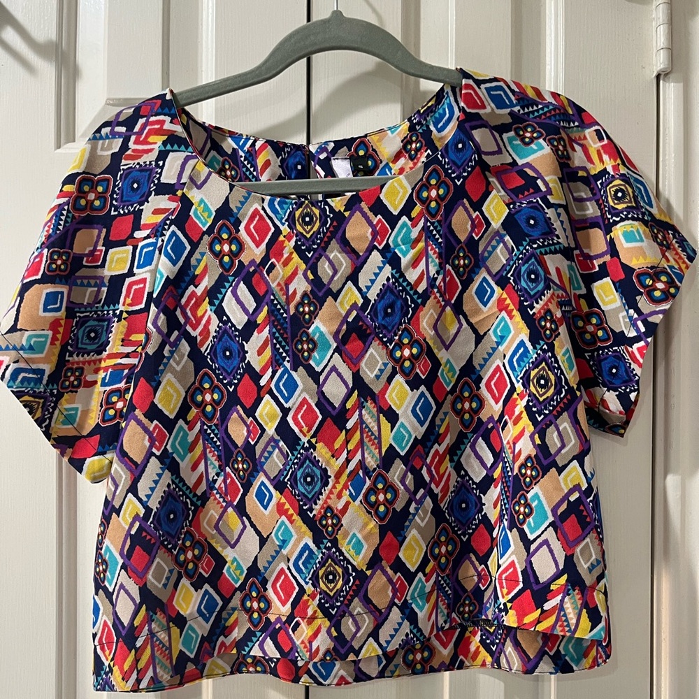 Cropped dressy top
